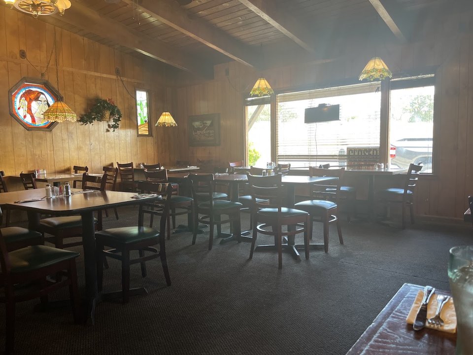 Casual dining room with table service.
